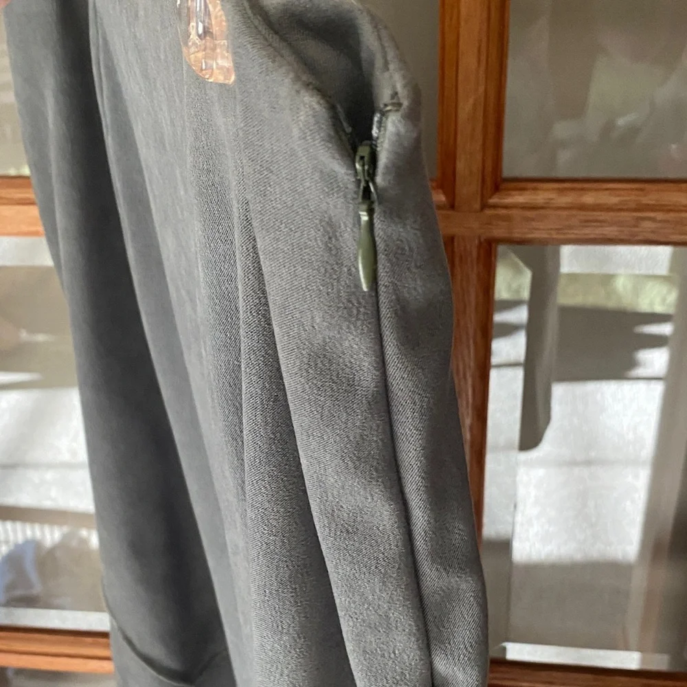 Inclinations Women’s Olive Green 2 Piece Set Jacket Midi Skirt Women’s L NWT